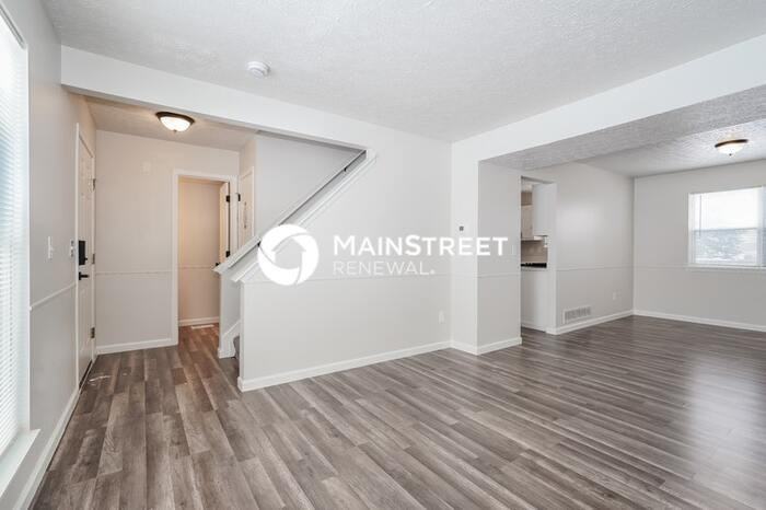 6351 Whims Rd - Photo 2 of 19