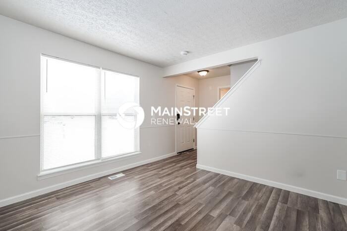 6351 Whims Rd - Photo 3 of 19