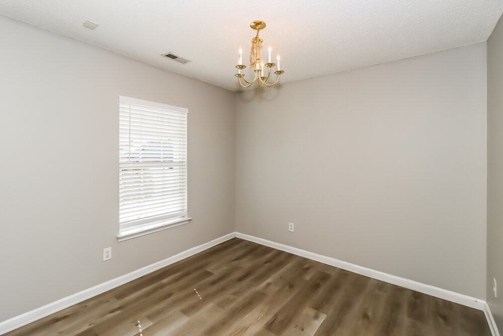 1353 Bray Dr - Photo 7 of 17