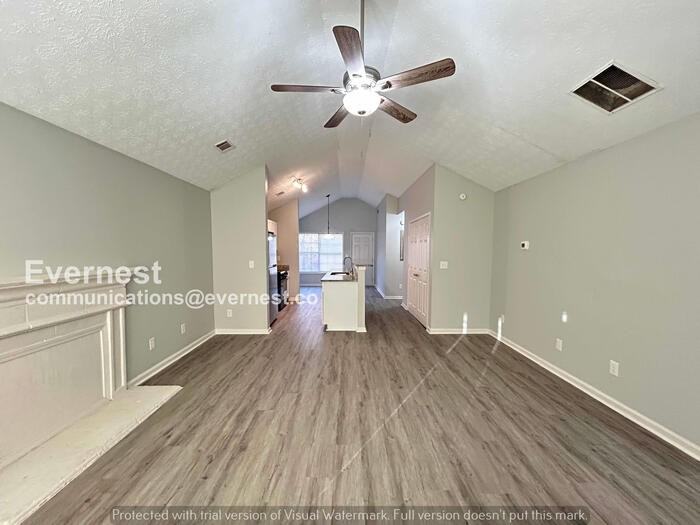 5223 Alexander St - Photo 4 of 21