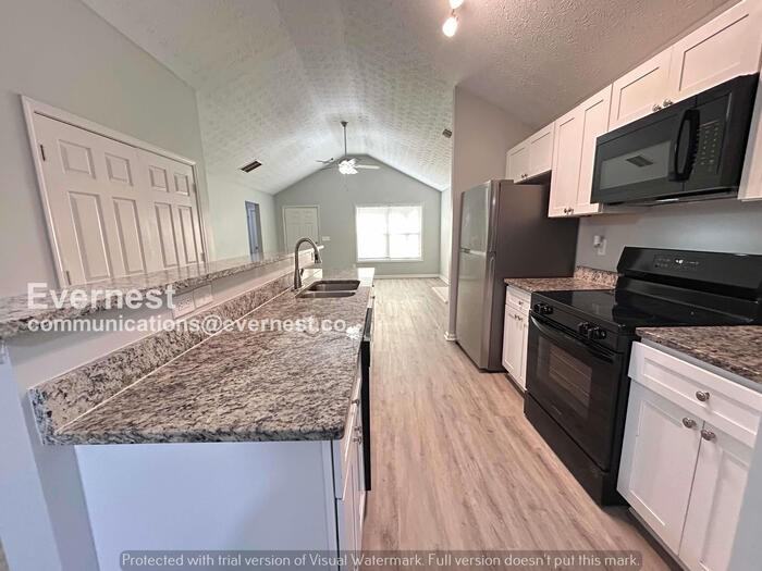 5223 Alexander St - Photo 6 of 21