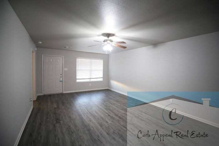 3722 Keeneland Dr - Photo 2 of 16