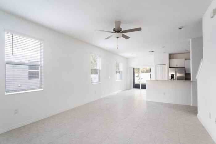 38028 Fallstone Way - Photo 7 of 50