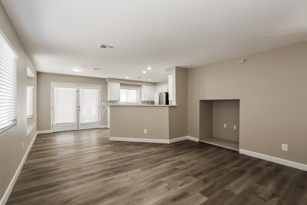 1832 Fan Fare Dr - Photo 5 of 22