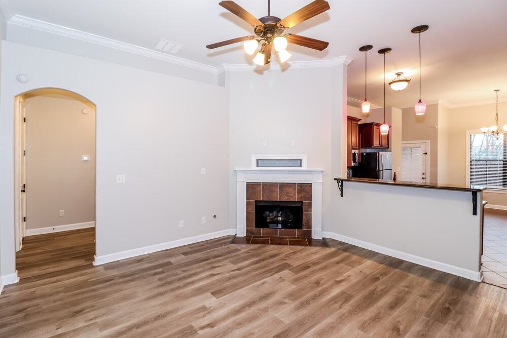 1981 Rochelle Ln - Photo 5 of 16