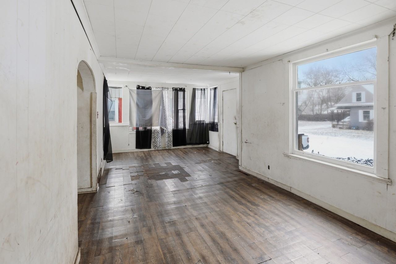 2310 Jerome St #1 - Photo 4 of 13