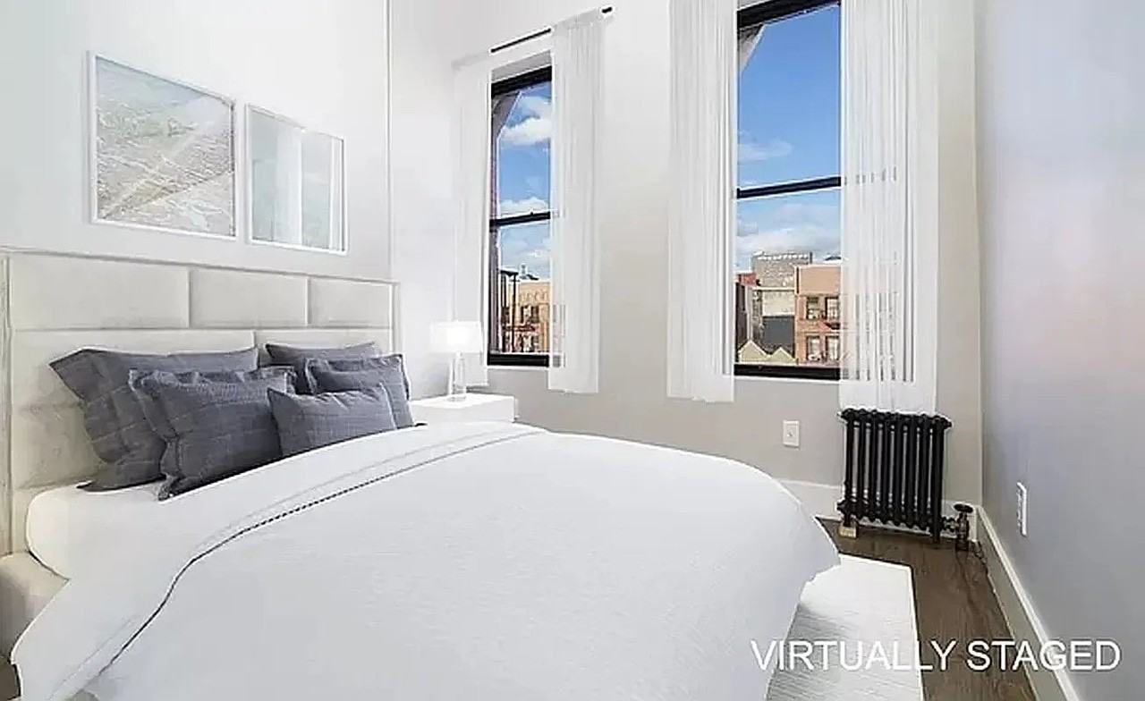 1975 Adam C Powell Blvd #5D - Photo 3 of 5