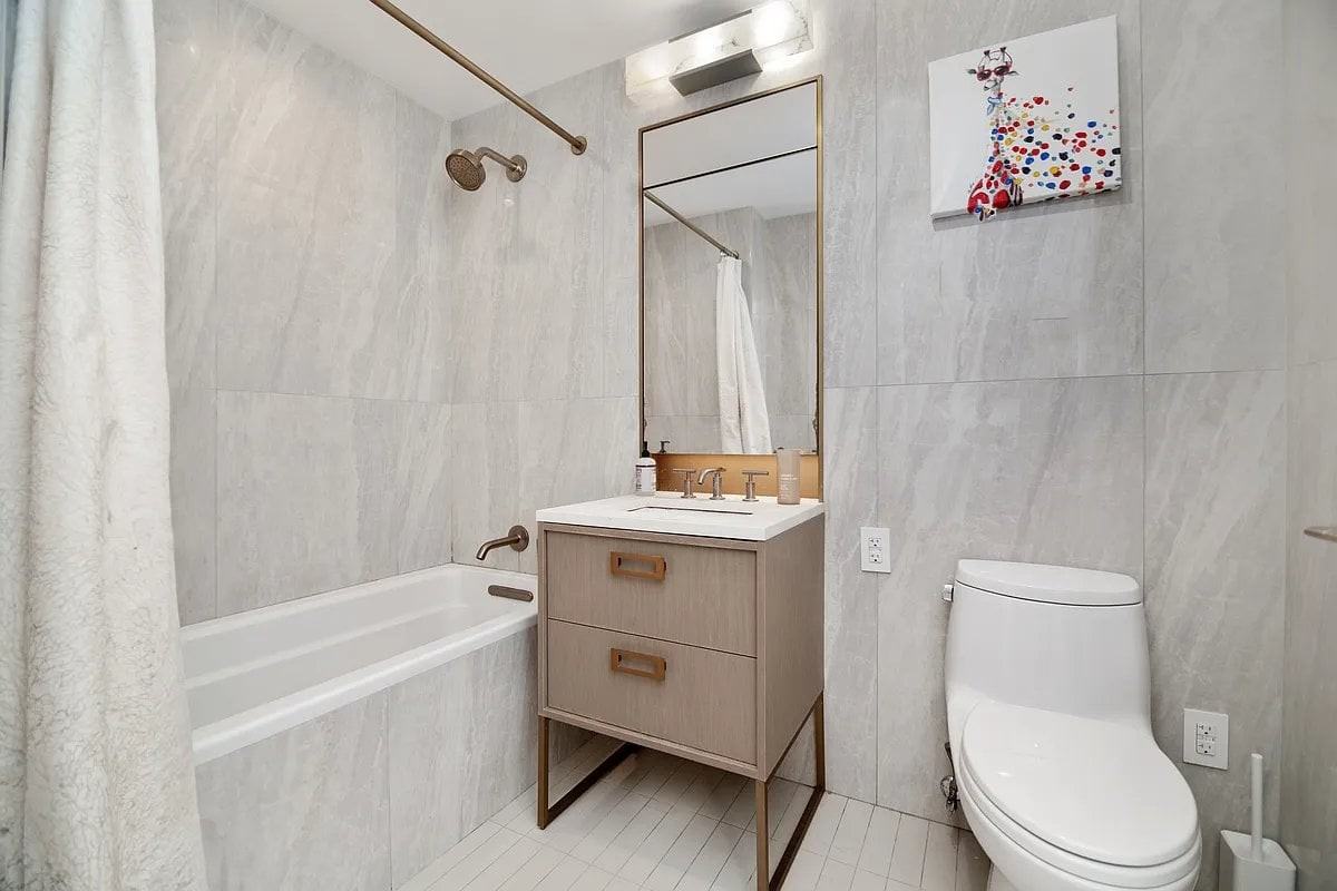 3 Court Sq #1909 - Photo 6 of 6