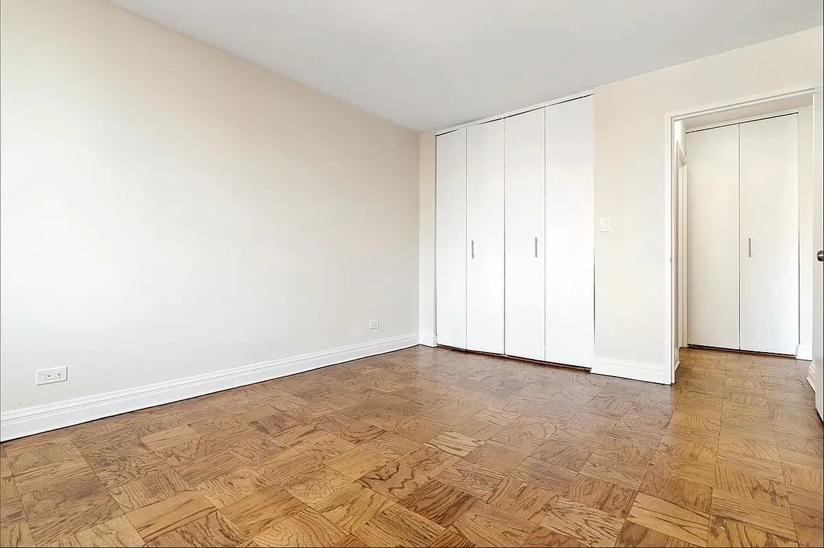 771 W End Ave #7F - Photo 3 of 4