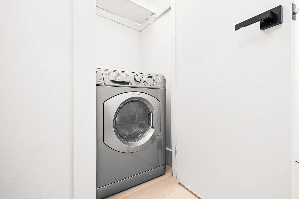 81 Saint Marks Pl #1E - Photo 5 of 5