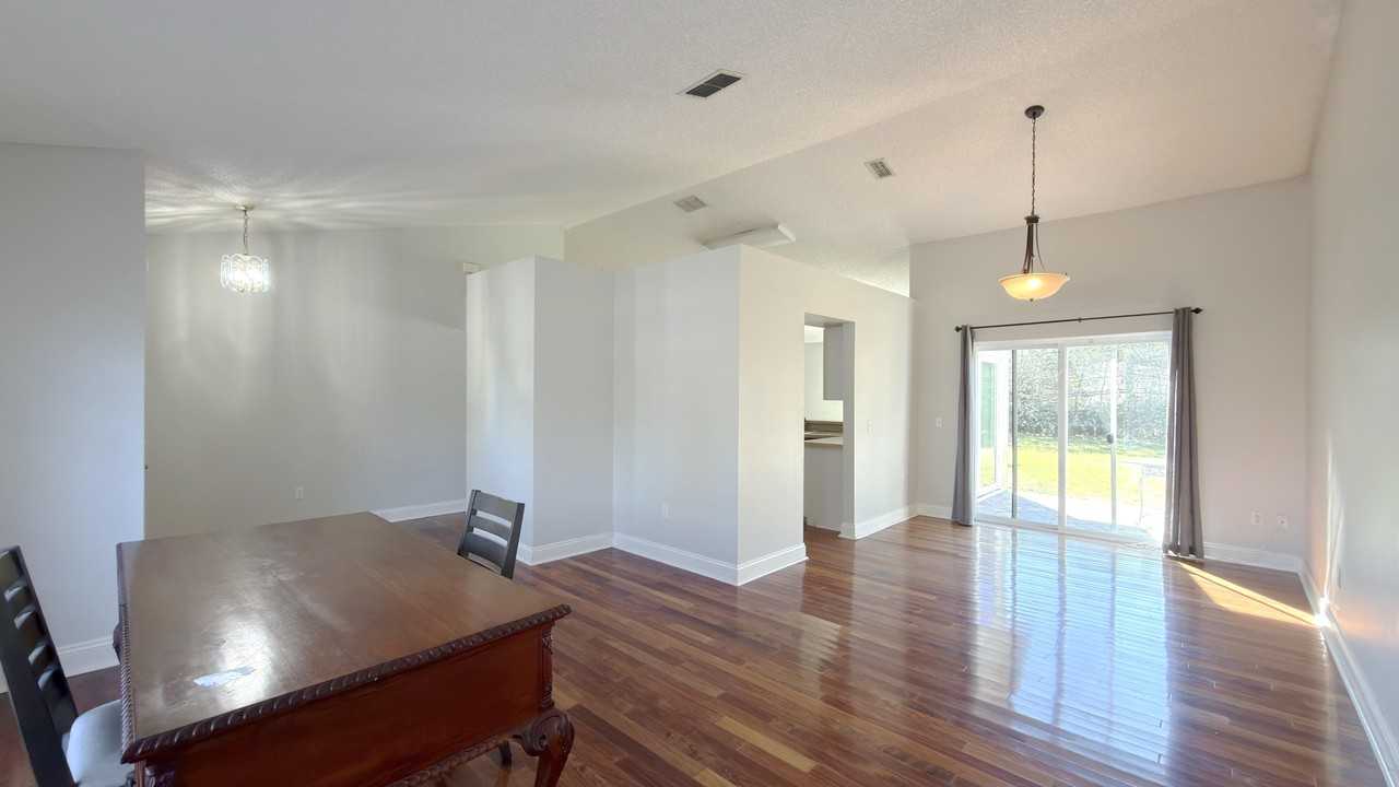 3418 Sterling Lake Cir #1 - Photo 7 of 17