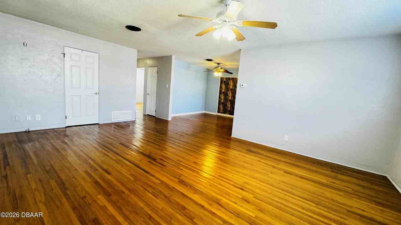 921 N Wild Olive Ave Apt 1 #1 - Photo 7 of 40