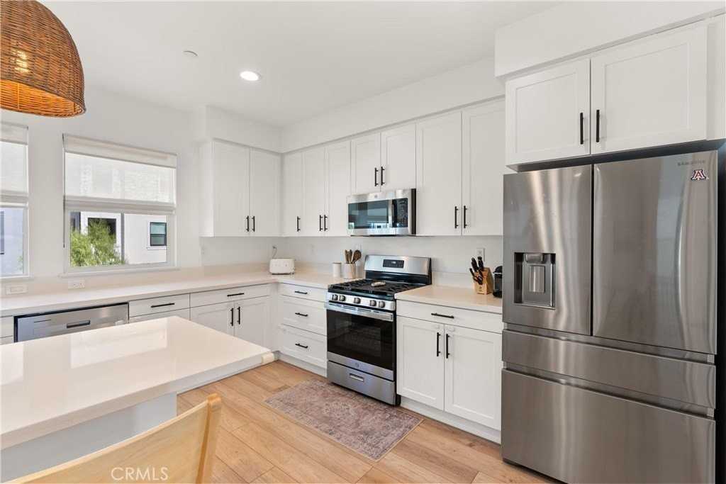 519 Caleigh Ln - Photo 4 of 29