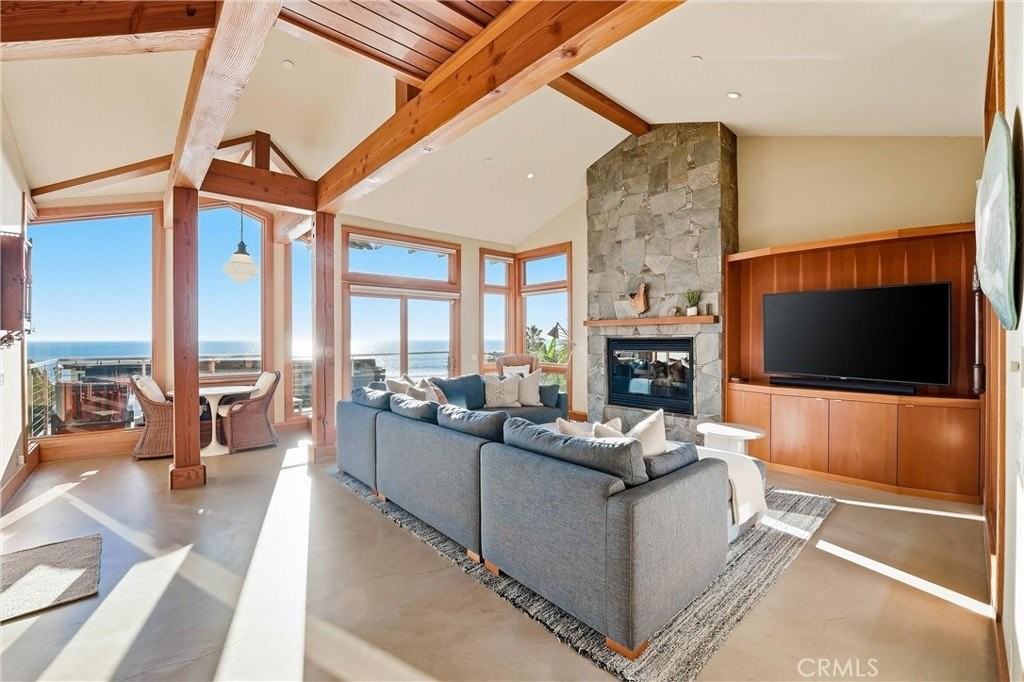 329 Boca Del Canon - Photo 4 of 45