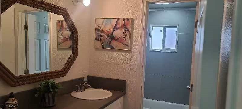 2200 S 6th St - Photo 6 of 8