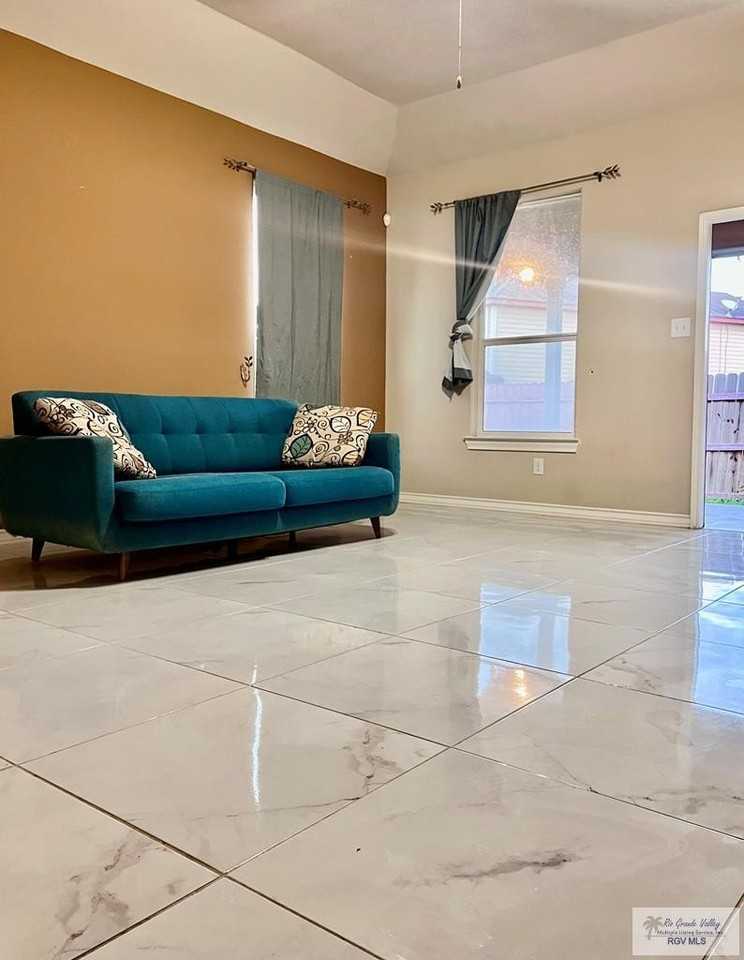 3915 Ridge Trl - Photo 6 of 12