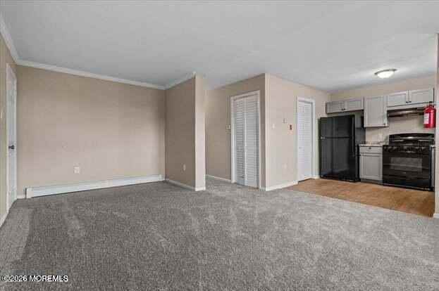 1284 Washington Ave - Photo 4 of 20