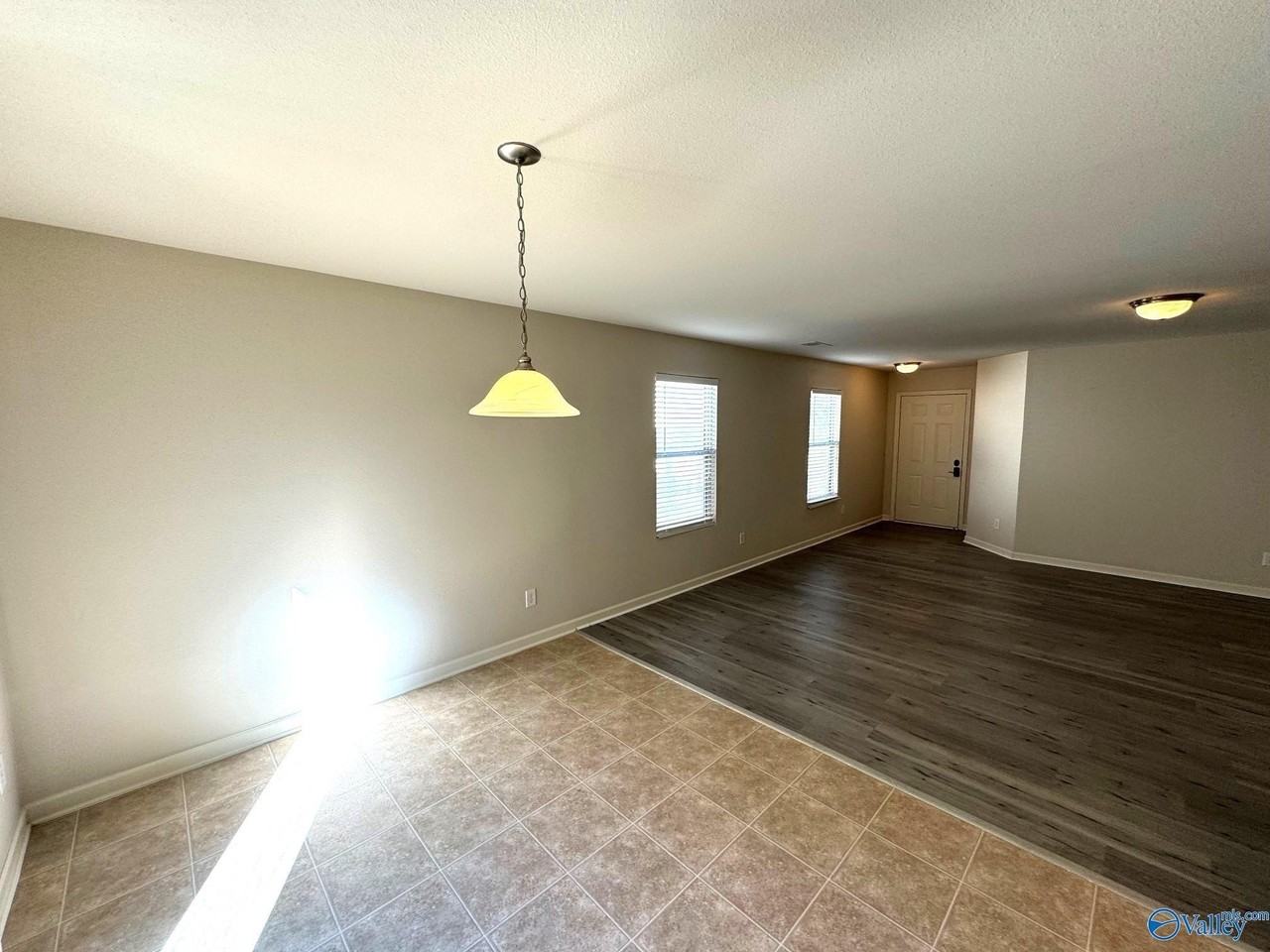 29962 Westfield Dr - Photo 3 of 18