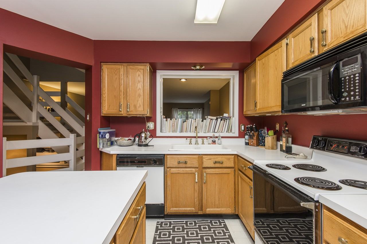 205 Whistling Swan Lane - Photo 2 of 6