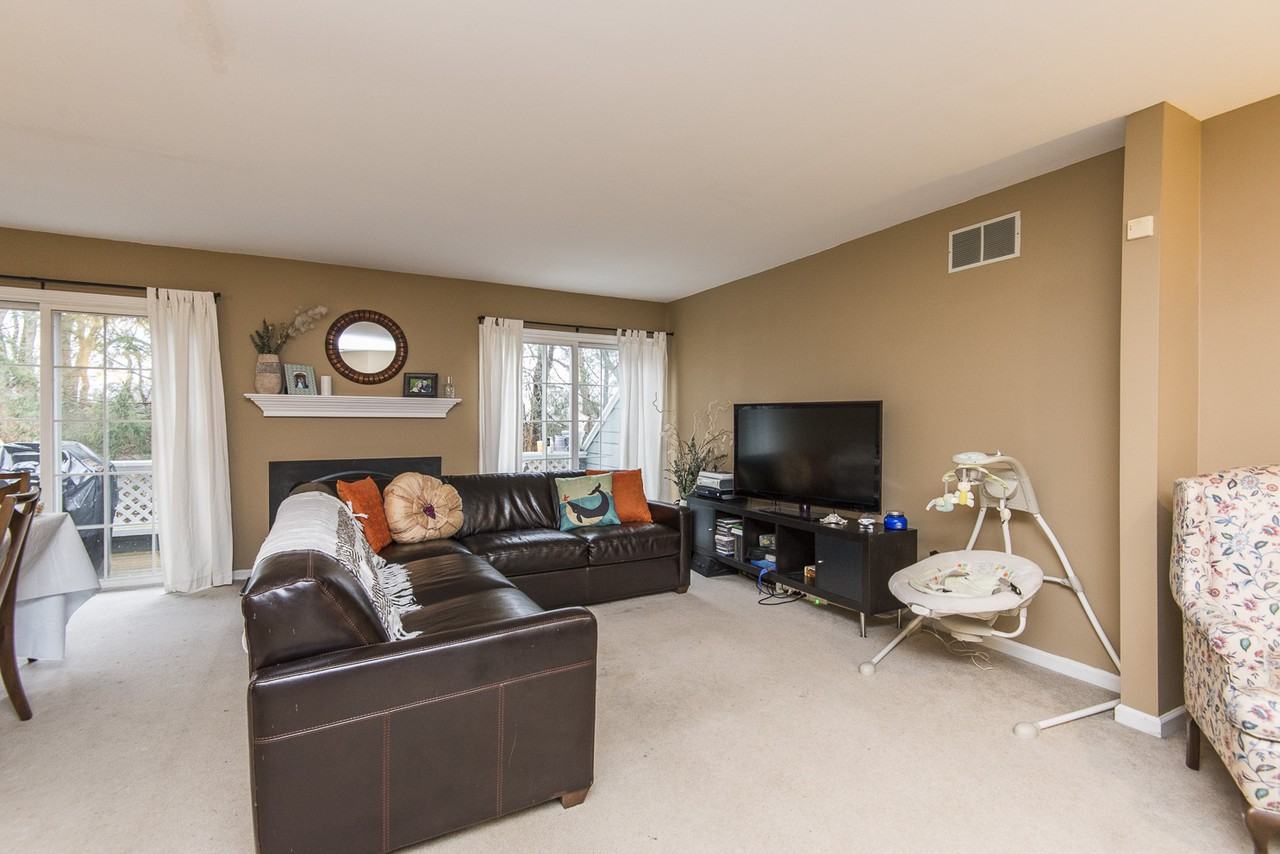 205 Whistling Swan Lane - Photo 3 of 6