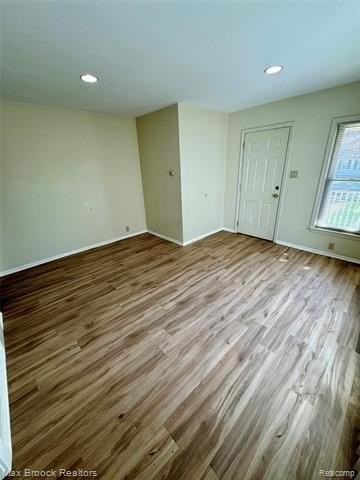 368 S Wing St - Photo 2 of 19