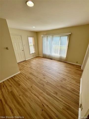 368 S Wing St - Photo 5 of 19