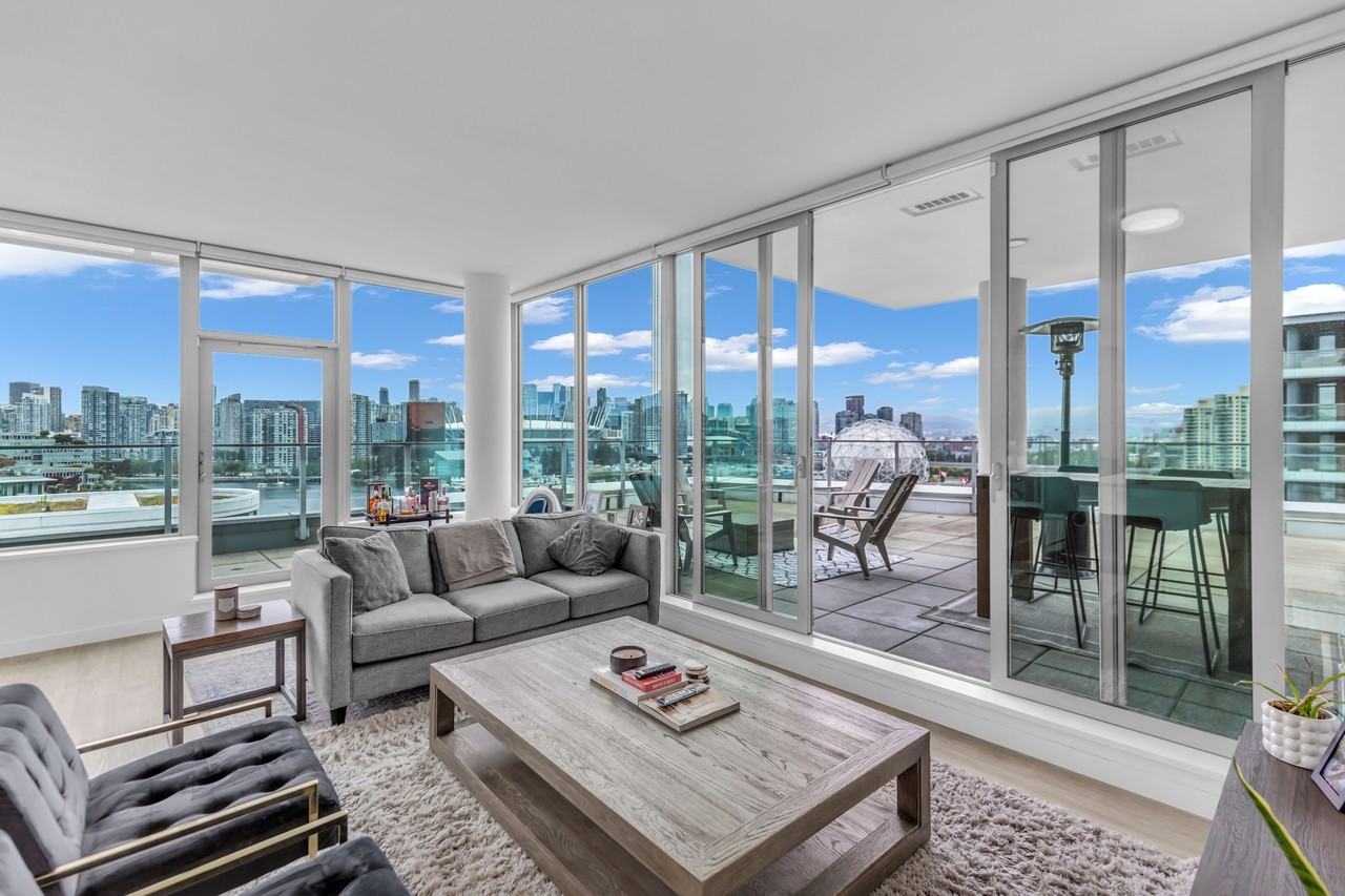 1661 Quebec St - Photo 6 of 50