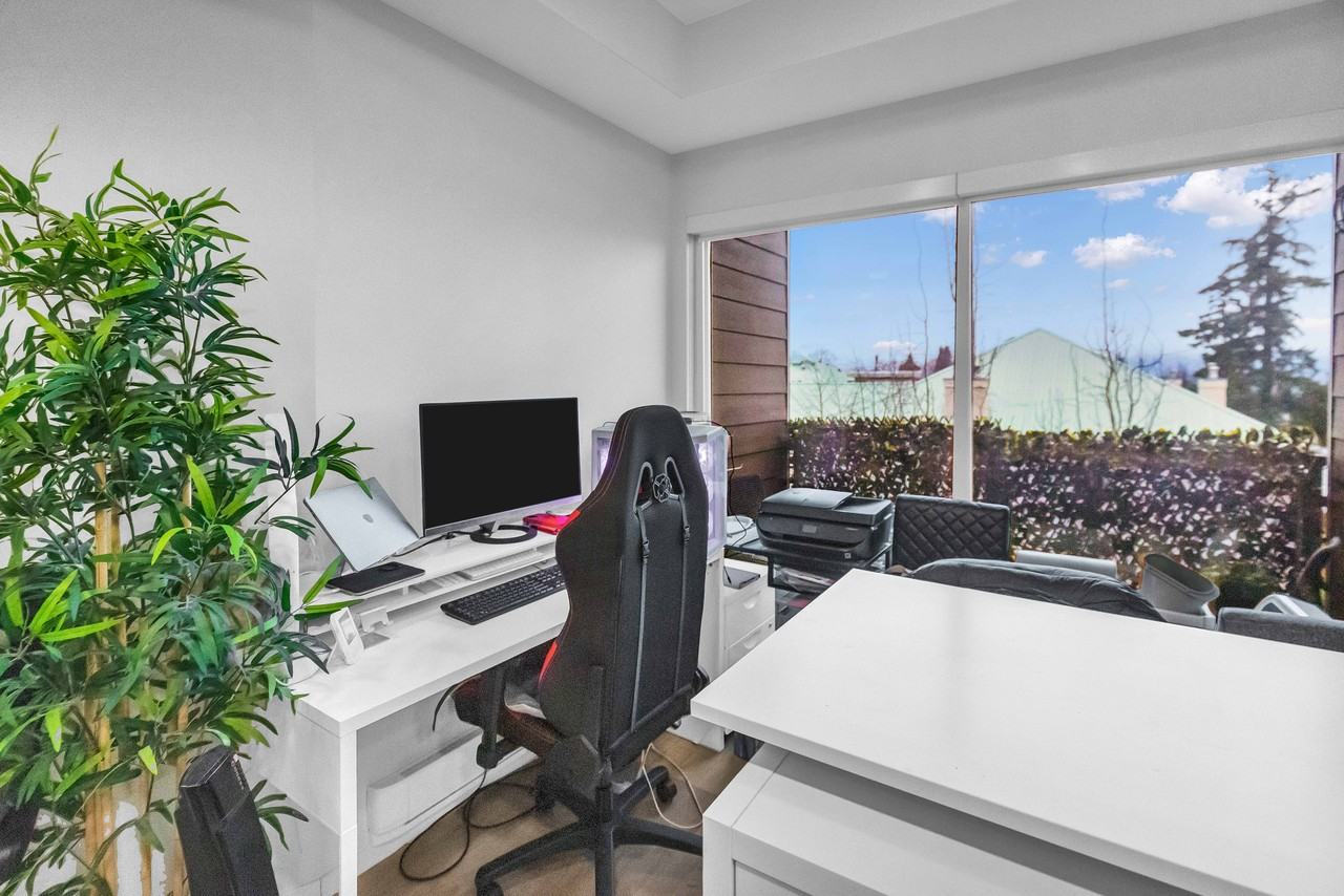 6283 Kingsway - Photo 6 of 26