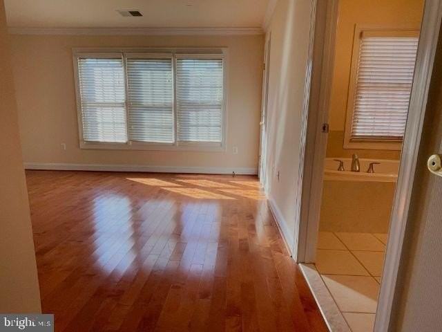 12021 Montrose Park Pl - Photo 4 of 6