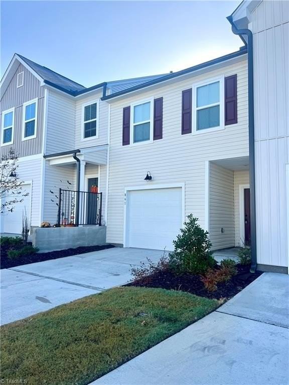 861 Falls Grove Trl - Photo 2 of 36