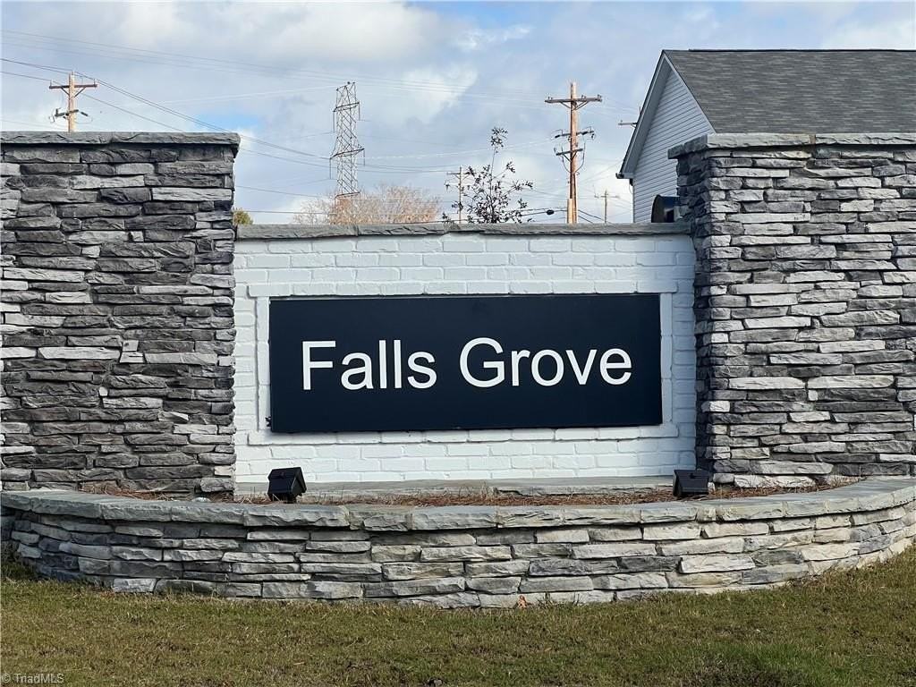 861 Falls Grove Trl - Photo 3 of 36