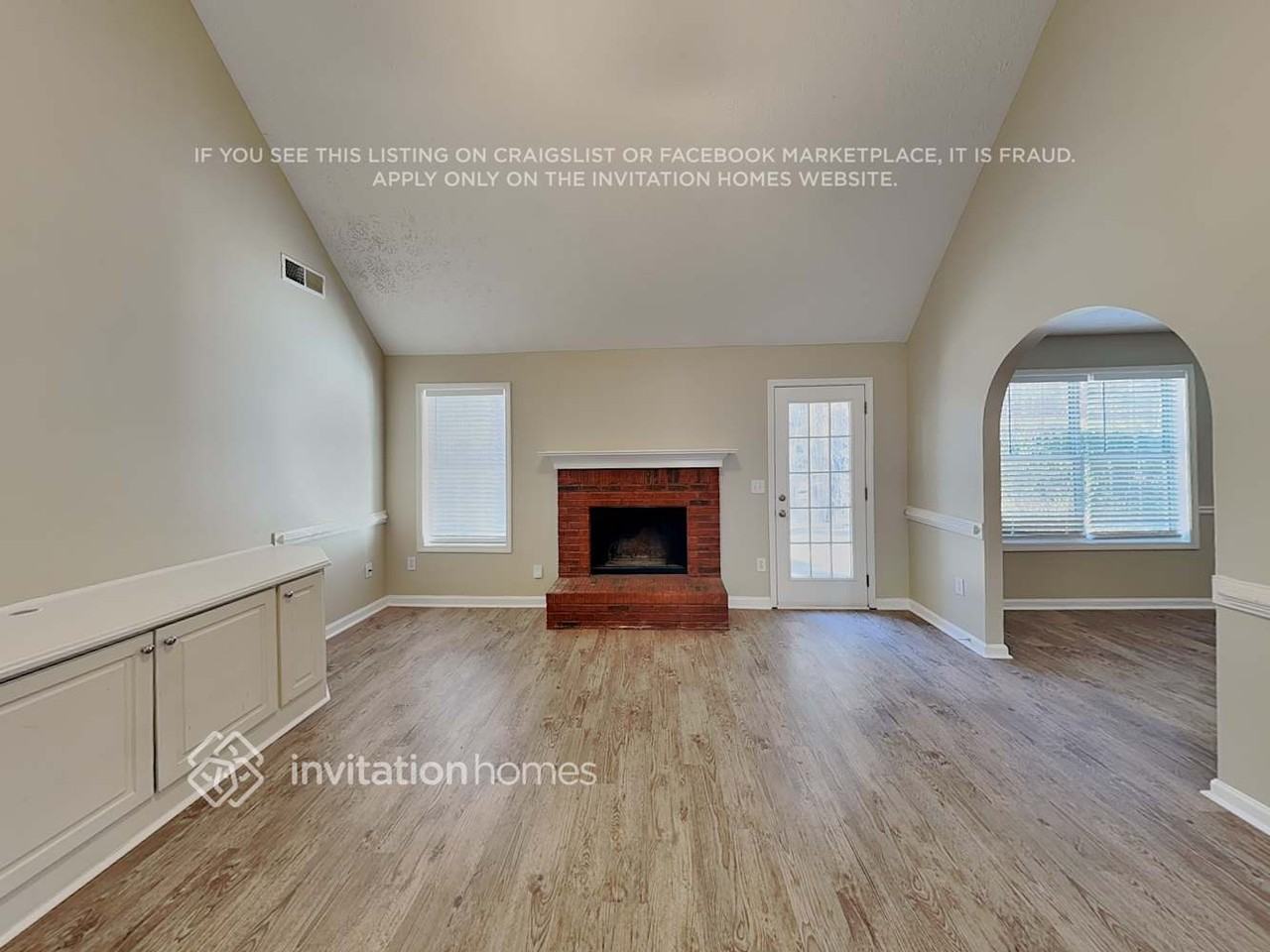 1750 Alcovy River Dr - Photo 4 of 22