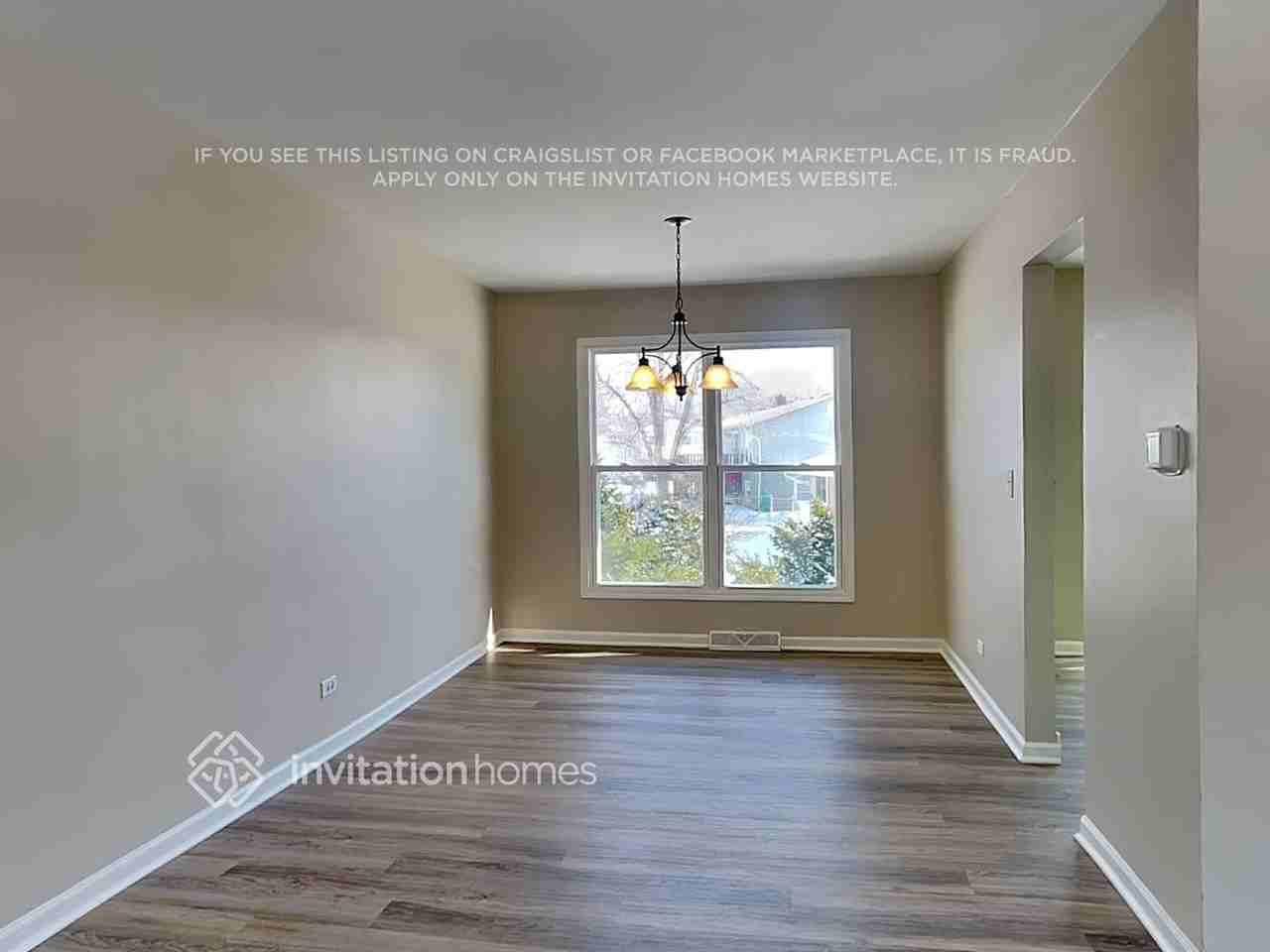 640 N Ashbury Ave - Photo 7 of 23