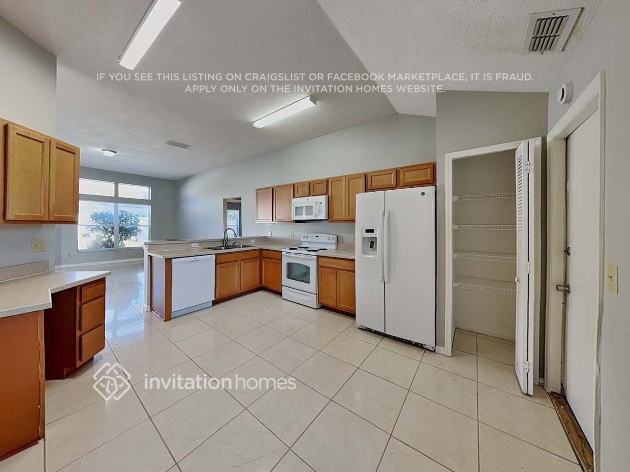 14549 Oconee Ln - Photo 4 of 20