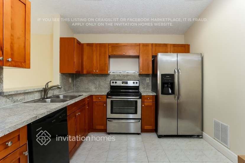 12853 Sw 146th Ln - Photo 6 of 27