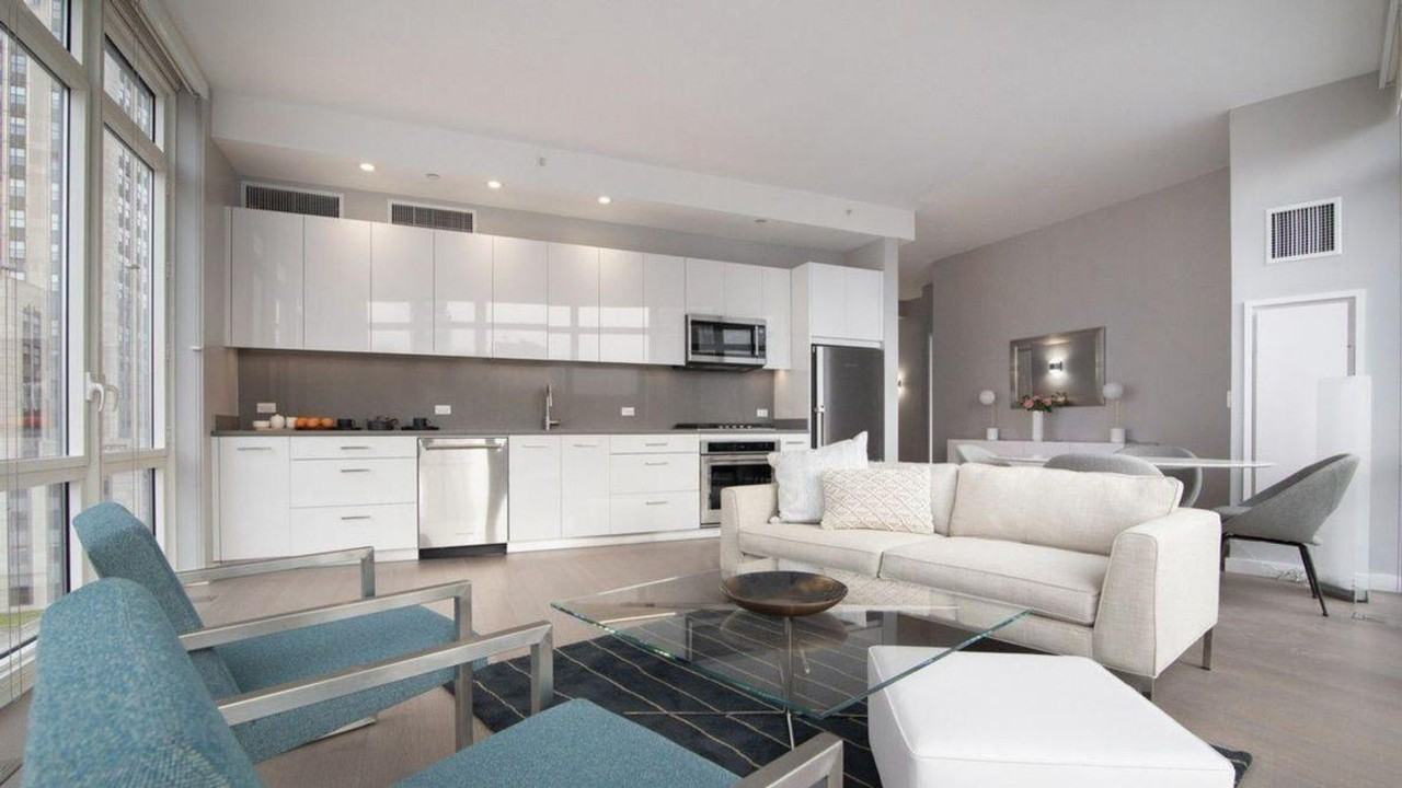 42 W 33rd St #1363108P - Photo 4 of 18