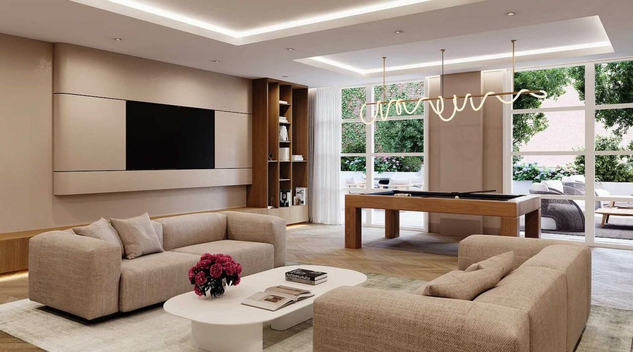 350 E 18th St #1388511P - Photo 3 of 14