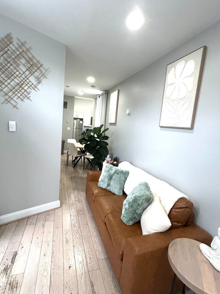 45 Rhode Island Ave Ne #1388284P - Photo 3 of 29