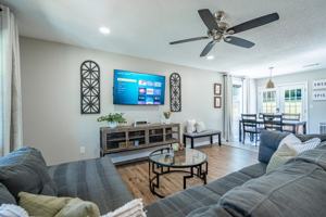 featured image of 25 Jennifer Ln