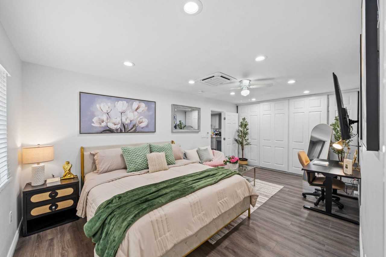 10983 Parkdale Avenue - Photo 6 of 42