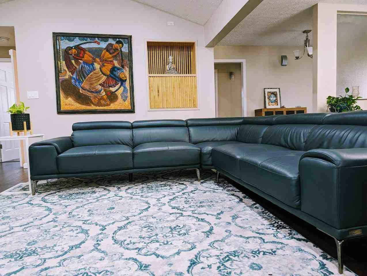 1303 Colony Drive - Photo 5 of 145