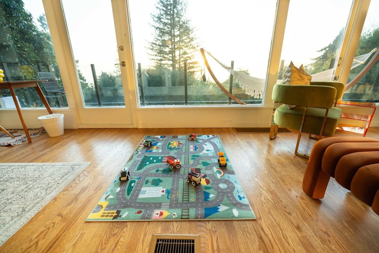 1072 Keeler Ave #1364156P - Photo 4 of 50