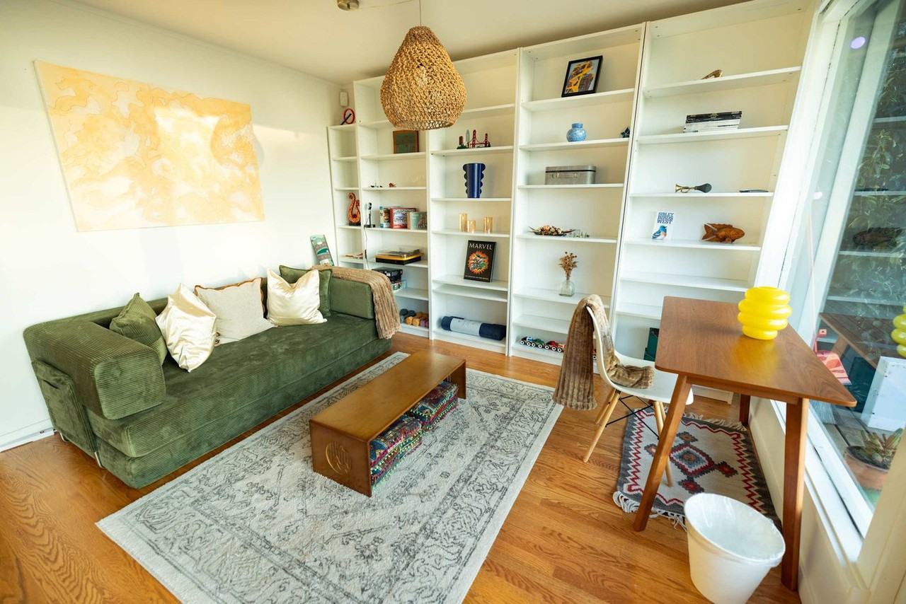 1072 Keeler Ave #1364156P - Photo 7 of 50