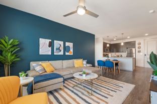 711 W Broadway Rd - Photo 1 of 1