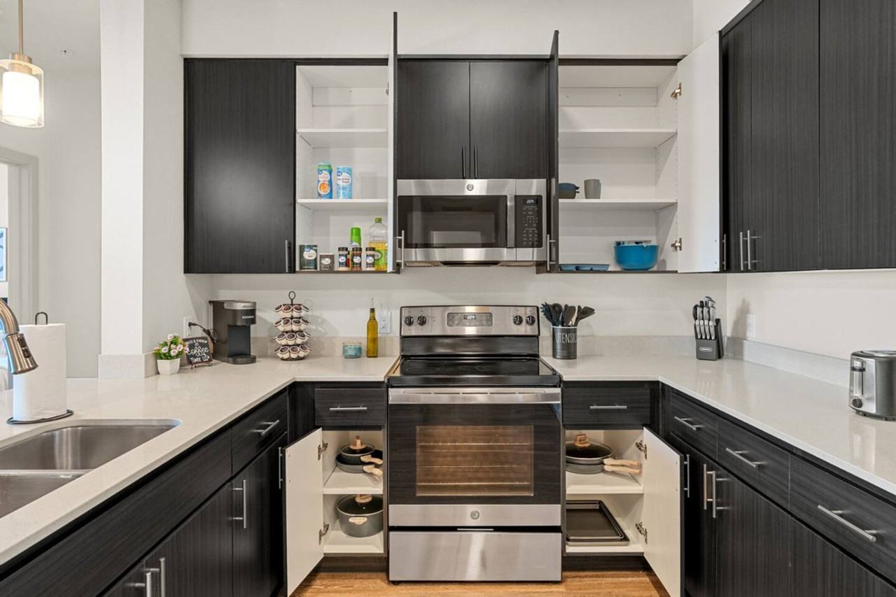 711 W Broadway Rd #1366976P - Photo 6 of 40