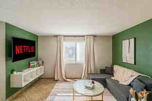 8550 E Mcdowell Rd - Photo 1 of 1