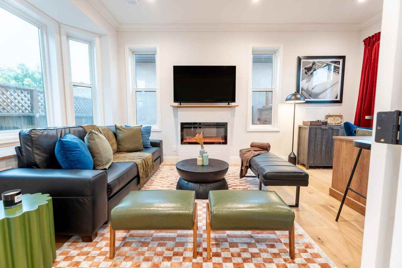 2732 Fair Oaks Ave #1406828P - Photo 2 of 47