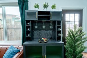 featured image of 2732 Fair Oaks Ave