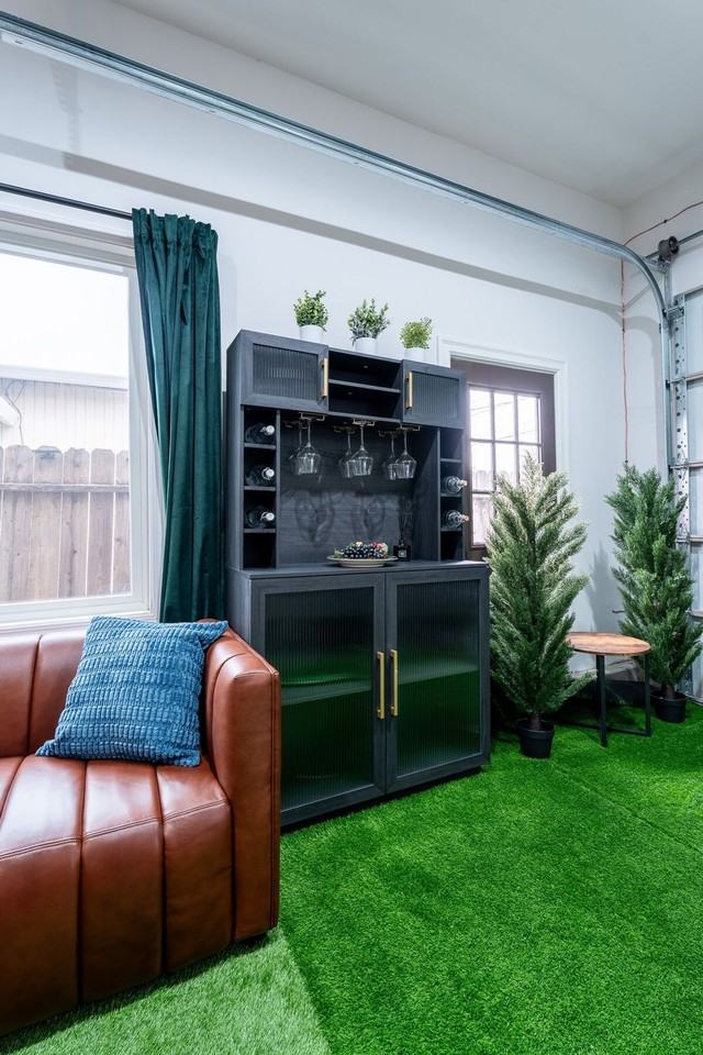 2732 Fair Oaks Ave #1406828P - Photo 3 of 47