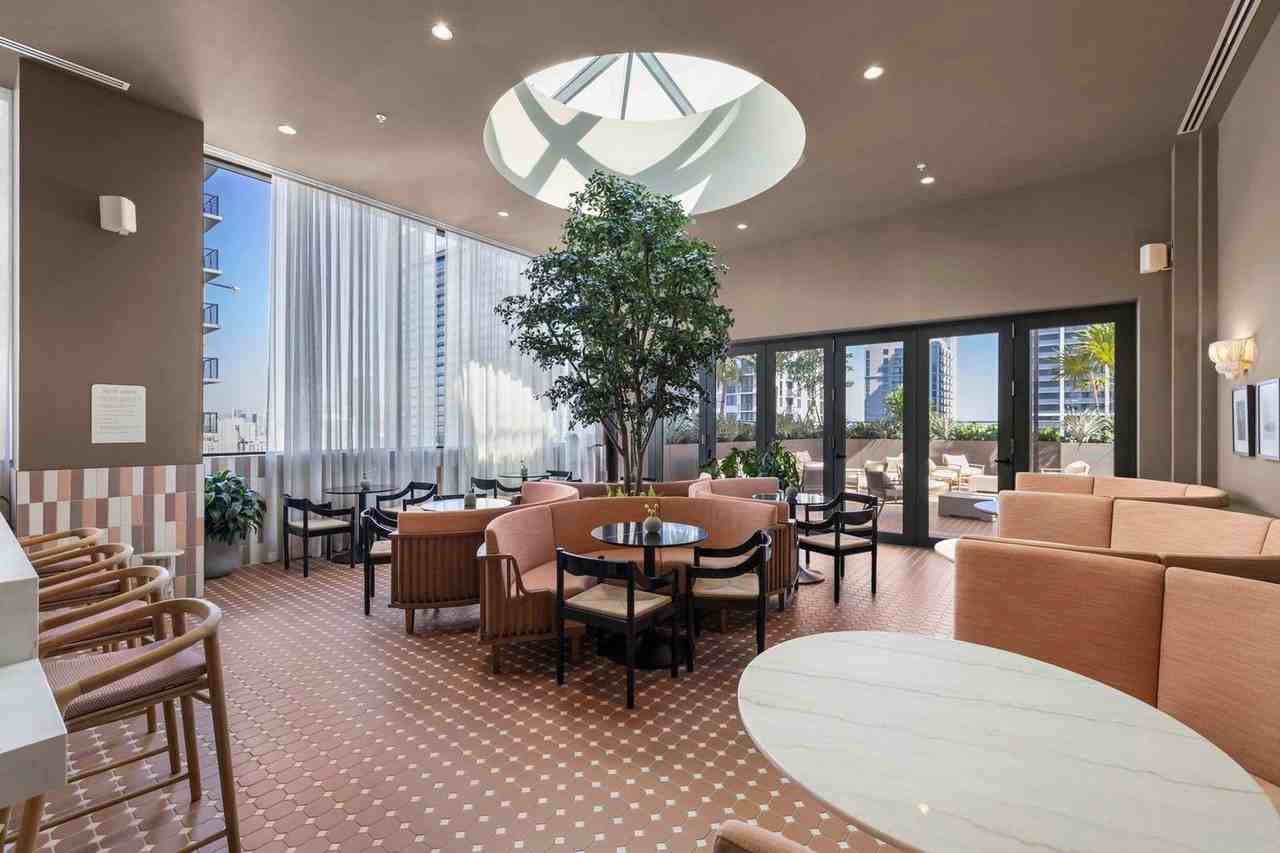 11 Ne 6th St #1373694P - Photo 6 of 32